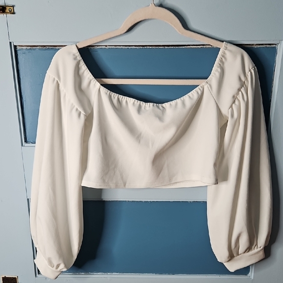 Boohoo Women's Crepe Wrap White Crop Top NWT 10 - Picture 6 of 12